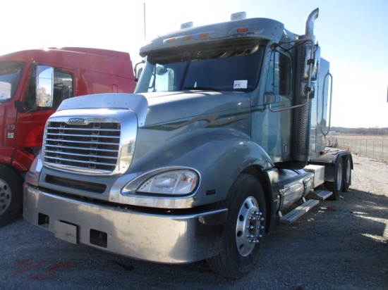 2005 FREIGHTLINER Columbia CL12064ST Conventional