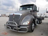 2017 KENWORTH T680 Conventional
