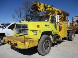 1990 FORD F-800 Digger Derrick
