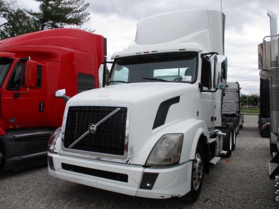 2016 VOLVO VNL64T-300 Conventional