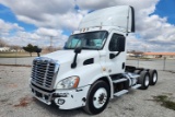 2016 FREIGHTLINER Cascadia CA11364ST Conventional