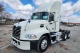 2017 MACK CXU613 Pinnacle Conventional