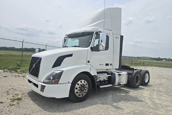 2016 VOLVO VNL64T-300 Conventional