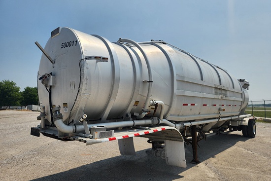 2000 HEIL 42 Ft. Aluminum Pneumatic Tanker