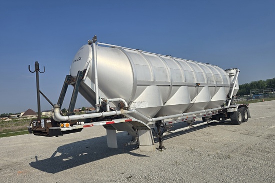 1996 POLAR 44 Ft. Aluminum Pneumatic Tanker