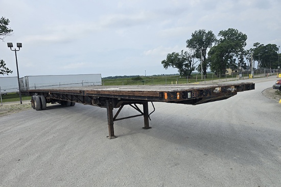 2016 FONTAINE Xcalibur XTP5390SS2 53 Ft. to 90 Ft. Extendable Flat Bed