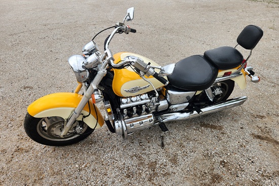 1999 HONDA Valkyrie GL Motorcycle