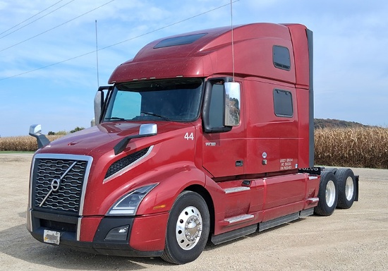 2023 VOLVO VNL64T 860 Conventional