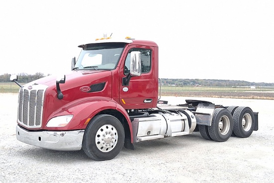 2021 PETERBILT 579 Conventional