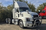 2019 MACK AN64T Anthem Conventional