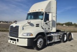 2017 MACK CXU613 Pinnacle Conventional