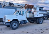 1998 FORD F800 Flatbed Truck