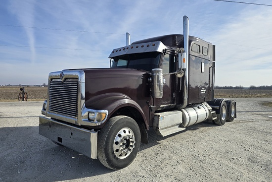 2000 INTERNATIONAL 9900i Conventional