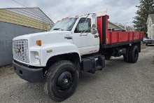 1994 CHEVROLET Kodiak Contractors Tilt Bed Truck