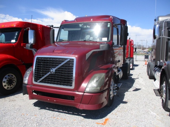 2014 VOLVO VNL 630 Conventional