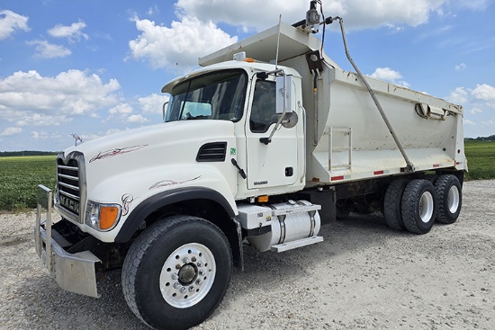 2006 MACK Granite CV713 Dump Truck