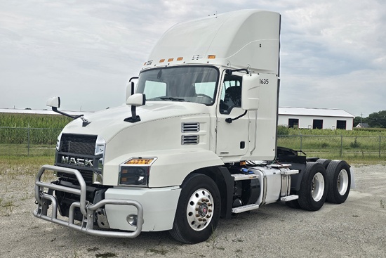 2019 MACK AN64T Anthem Conventional