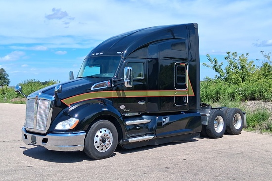 2020 KENWORTH T680 Conventional