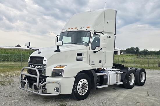 2020 MACK AN64T Anthem Conventional