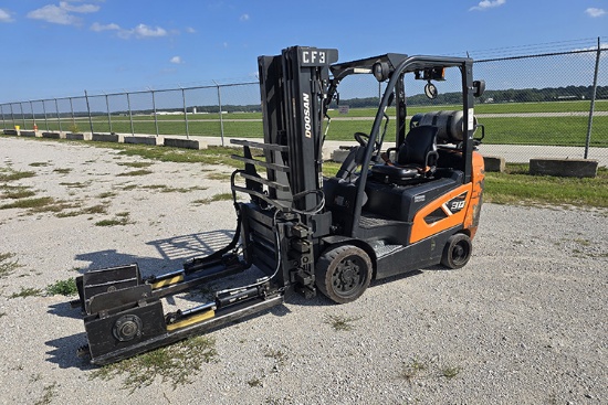 DOOSAN GC305-9 Forklift