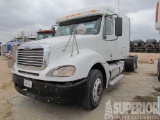 (x) 2005 FREIGHTLINER T/A Slee