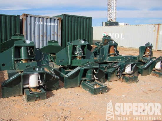(4) 4' Stroke Hyd Skidding/Jack Systems, Located I