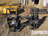 JOHN DEERE PF-45 4'W x 4'L Adjustable Fork Attachm