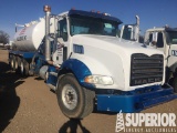 (x) 2008 MACK GU-813 4-Axle 70-Bbl Bobtail Kill Tr