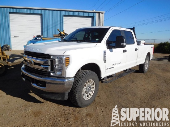 (x) (4-19) 2019 FORD F-250 4x4 STX Crew Cab Pickup