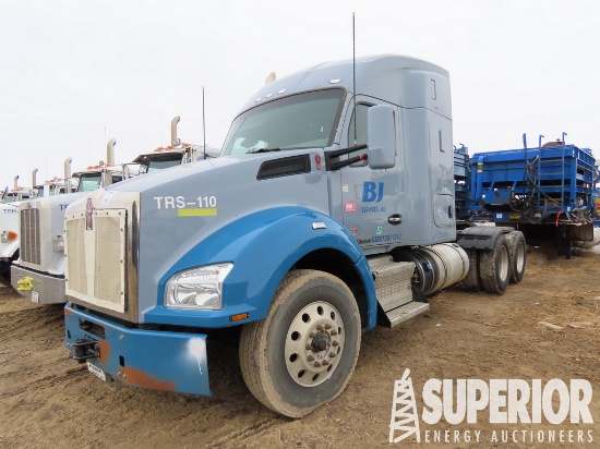 (x) 2016 KENWORTH T880 T/A Truck Tractor w/ Sleepe