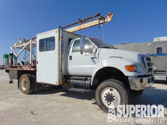 (x) (3-14) 2007 FORD F-750 Dually S/A Slickline Tr