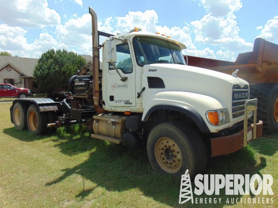 (x) (3-6) 2007 MACK CU713 T/A Truck Tractor Kill T