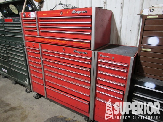 SNAP-ON 32-Drawer Mechanic's Tool Chest on Castors