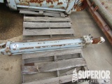 (H-48) (3) Hyd Cyls f/ Flex 3 Rig Boomer Folding,