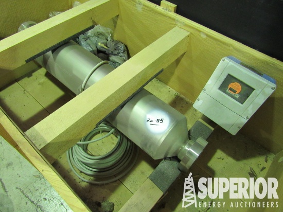 (22-85) ENDRESS & HAUSER 8"OD x 2" SS Accelerator
