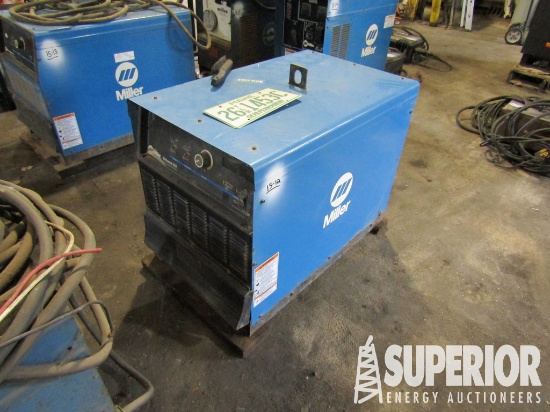 (15-12) MILLER Deltaweld 652 CV-DC Welding Power S