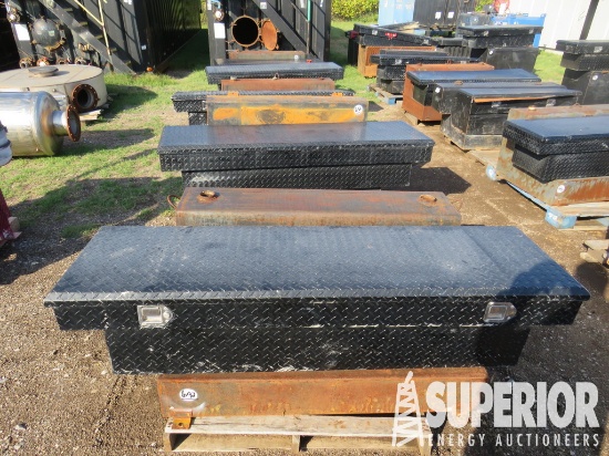 (5) L Shaped Fuel Tanks w/ Black Toolbox f/ Pickup