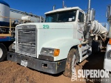 (x) (3-36) 2001 FREIGHTLINER Day Cab T/A Truck, VI