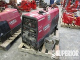 (1-396) LINCOLN Ranger 305D Welder (1511 Meter Hou