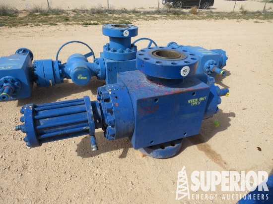 FLS-R 7 -1/16" 10,000# Hyd Op Frac Valve. Located
