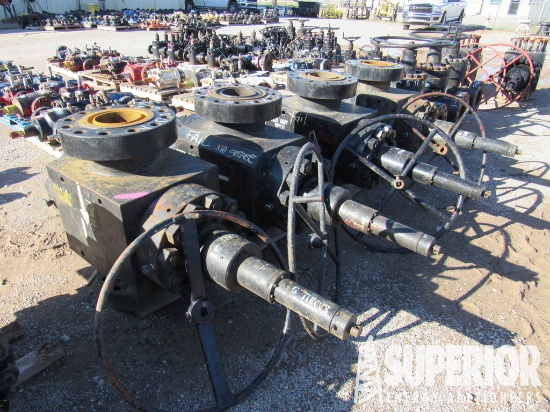 FLS-R 7-1/16" 10,000# Manual Frac Valve (Needs Reb