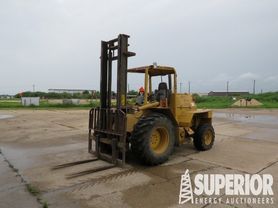 2005 MASTER CRAFT C08-1396 8,000# Rough Terrain Forklift