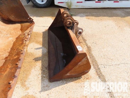 5'4"W Excavator Bucket Attachment