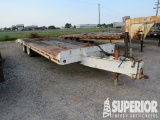 1993 EAGER BEAVER 24'L 3-Axle Dovetail Equipment Trailer