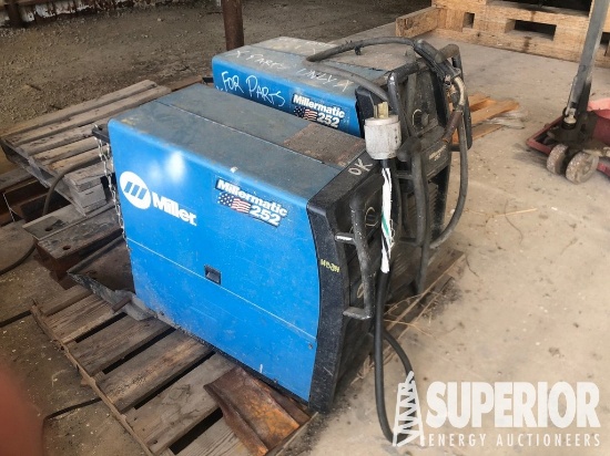 (13-38) (2) MILLER Millermatic 252 Welders