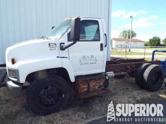 (x) (15-10) 2006 GMC C6500 S/A Sgl Cab Truck, VIN-