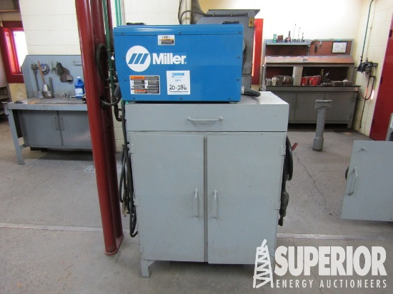 (20-286) MILLER XMT450 CC/CV Welding Machine w/(2)