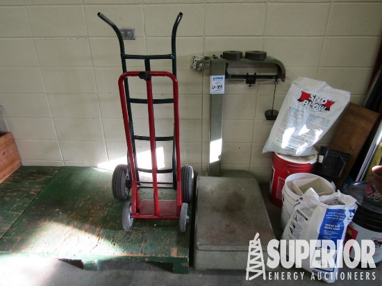 (20-294) Shipping Scale w/Counter Wts, (2) 2-Wheel