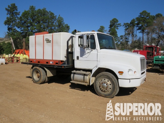 1999 FREIGHTLINER Flatbed Water Truck