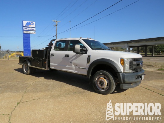 2017 FORD F450 4WD Crew Cab Flatbed Truck